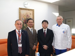 Профессор из Японии посетил ФЦССХ в Хабаровске