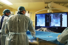 Две операции по новой методике выполнили рентгенхирурги ФЦССХ г. Хабаровска